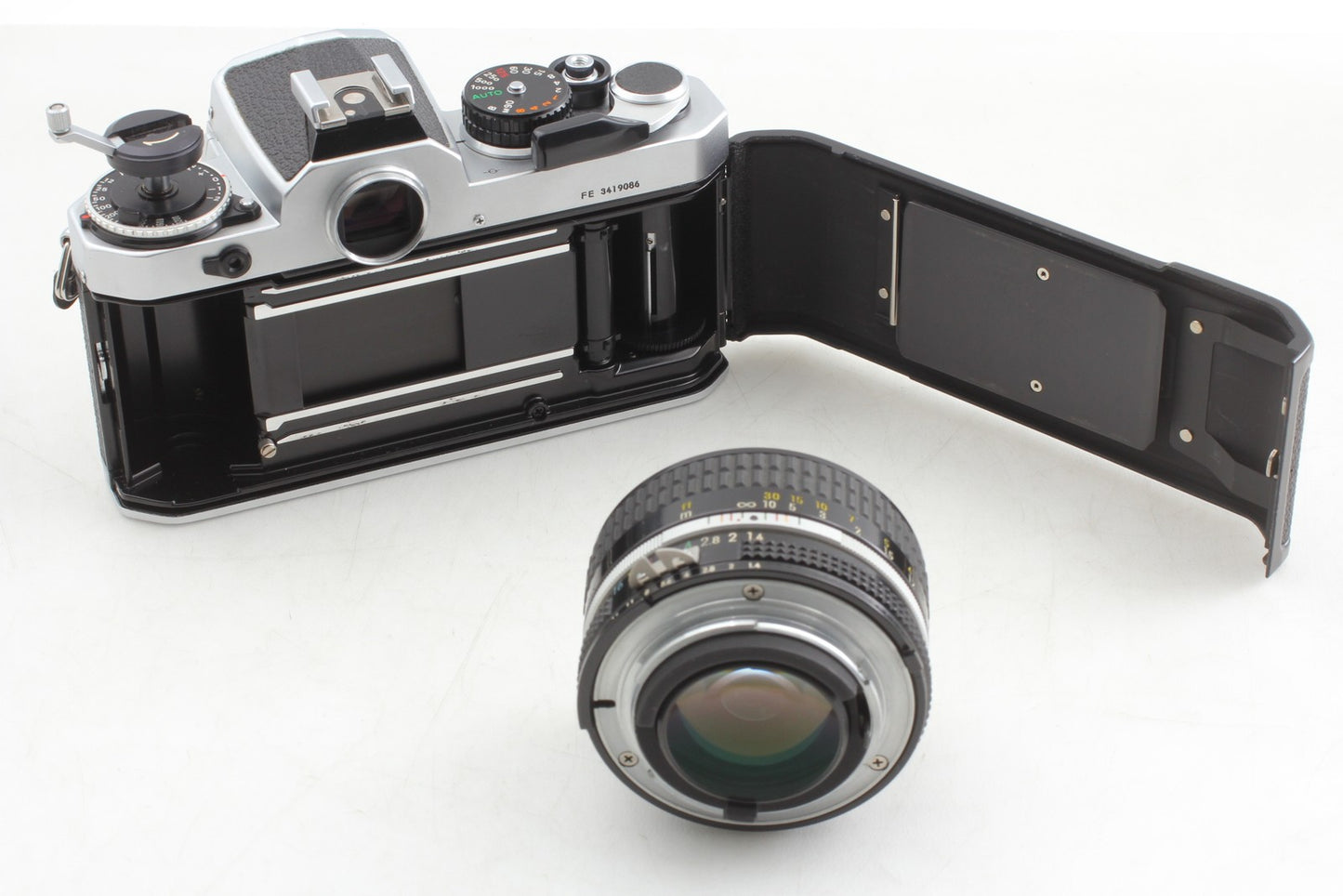 *Top MINT w/ Hood* Nikon FE Silver 35mm Film Camera Ai 50mm F1.4 Lens From JAPAN