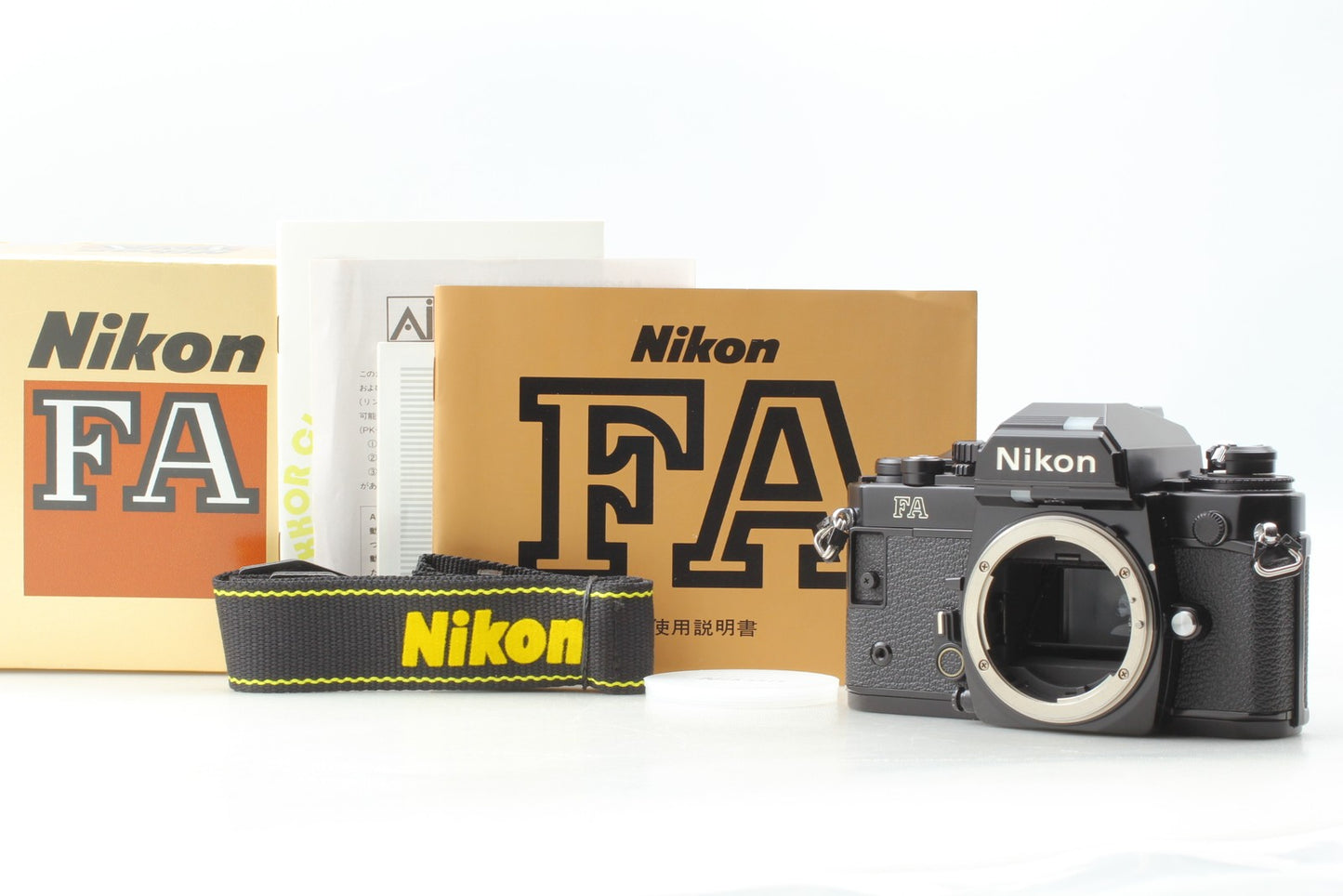SN 530xxxx *Almost Unused in Box* Nikon FA Black SLR 35mm Film Camera From JAPAN