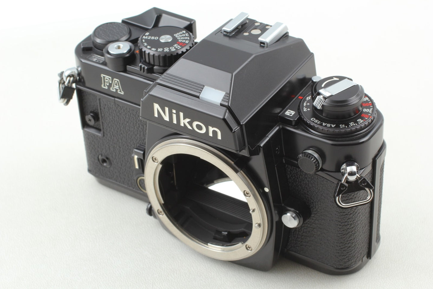 SN 530xxxx *Almost Unused in Box* Nikon FA Black SLR 35mm Film Camera From JAPAN