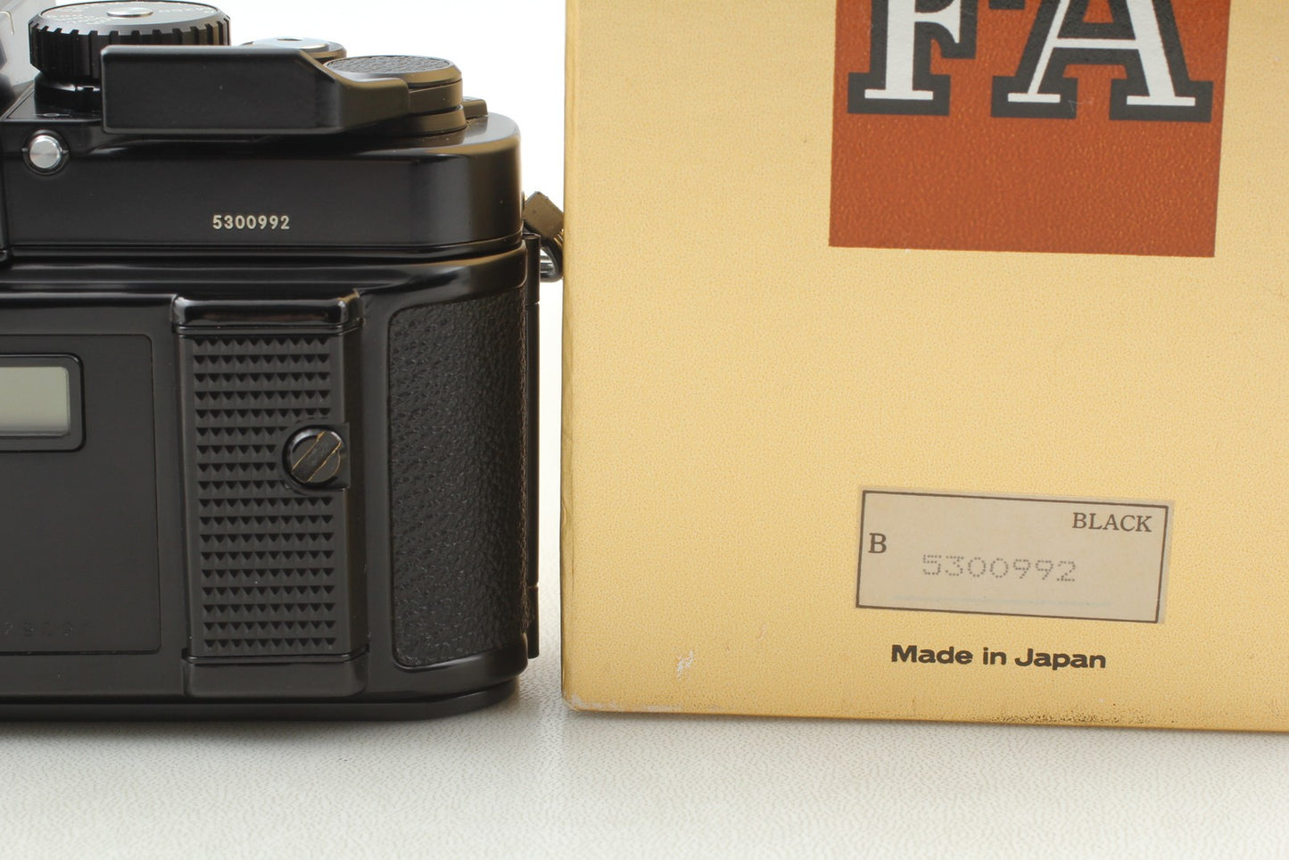 SN 530xxxx *Almost Unused in Box* Nikon FA Black SLR 35mm Film Camera From JAPAN