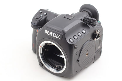 Count 8321 *MINT+++* Pentax 645D 40.0 MP Medium Format Digital Camera From JAPAN