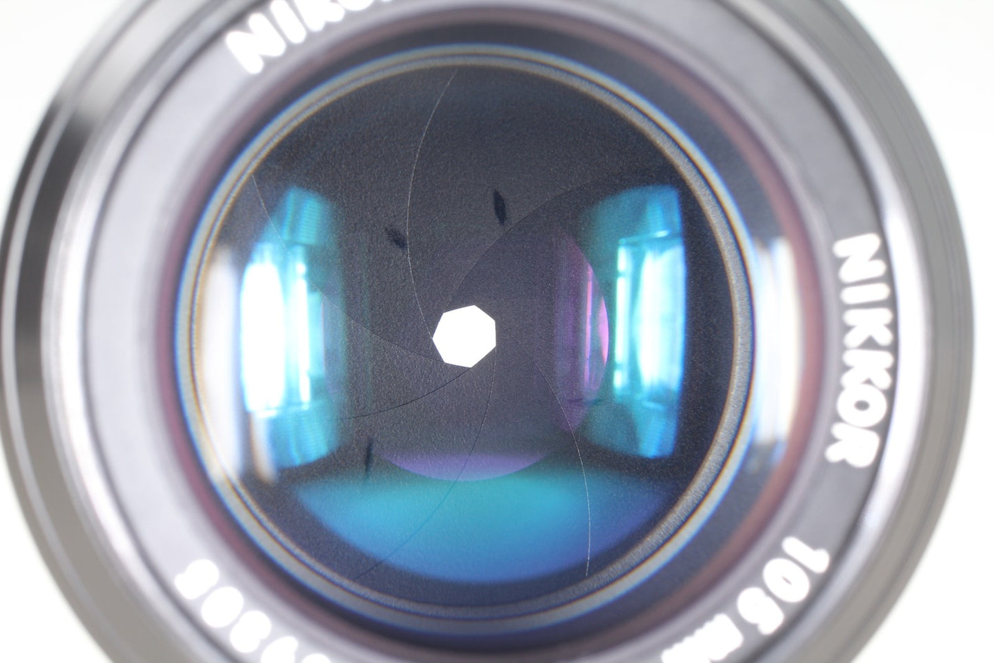 *Unused in Box* Nikon Ai Nikkor 105mm F2.5 Telephoto MF Lens F Mount From JAPAN