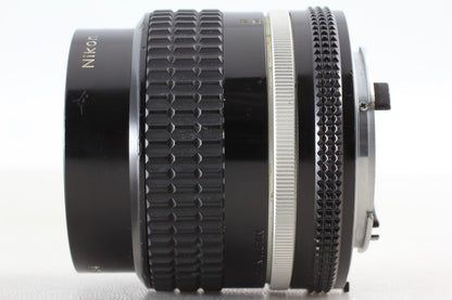 *Near MINT* Nikon Ai-s Ais Nikkor 35mm F2 MF Wide Angle Lens F Mount From JAPAN
