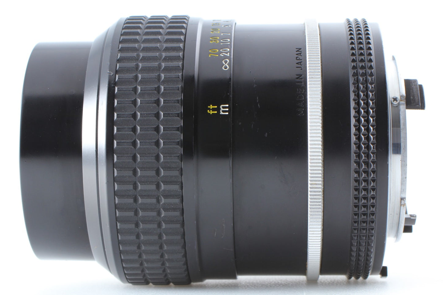*MINT* Nikon Ai Nikkor 105mm F2.5 Telephoto MF Prime Lens for F Mount From JAPAN