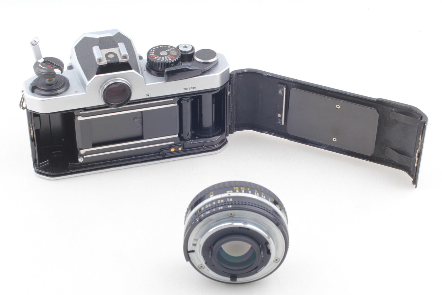 *N MINT w/ Strap* Nikon FM2 SLR 35mm Film Camera Ai-s 50mm f1.8 Lens From JAPAN