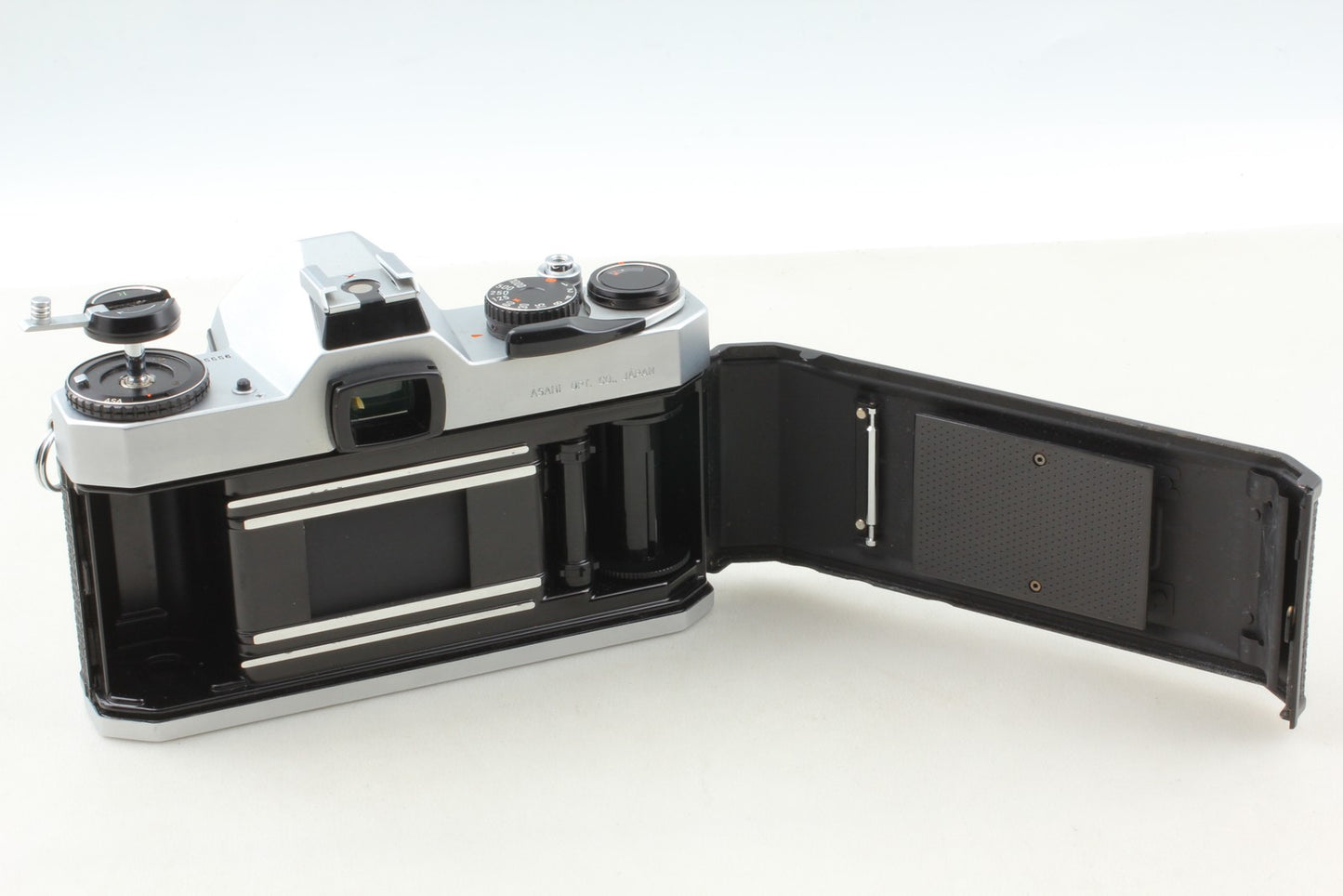 All Works *MINT w/ Strap* Pentax KX Silver SLR 35mm Film Camera Body From JAPAN