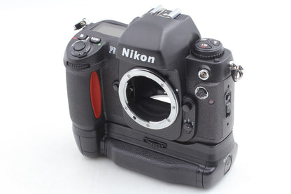 *MINT+++ w/ MB-15* Nikon F100 SLR 35mm Film Camera AF 50mm F1.8 Lens From JAPAN