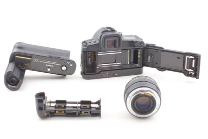 *N MINT+++* Canon EOS-3 SLR 35mm Film Camera EF 50mm F1.4 Lens PB-E2 From JAPAN