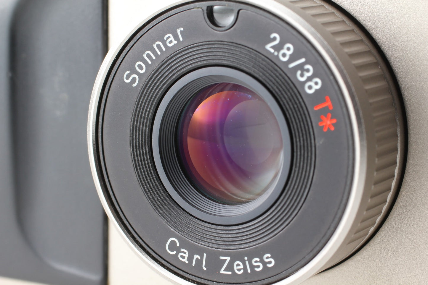 Read *N MINT* CONTAX T2 Titan Silver Point & Shoot 35mm Film Camera From JAPAN