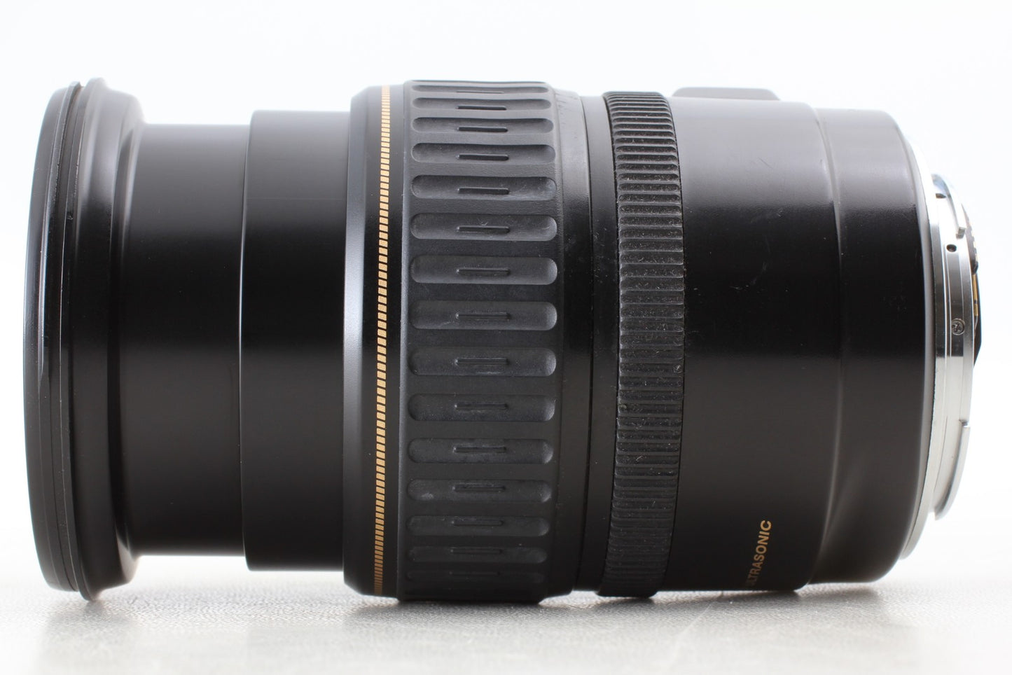 *Near MINT w/ Hood* Canon EF 28-135mm f/3.5-5.6 IS USM Zoom AF Lens From JAPAN