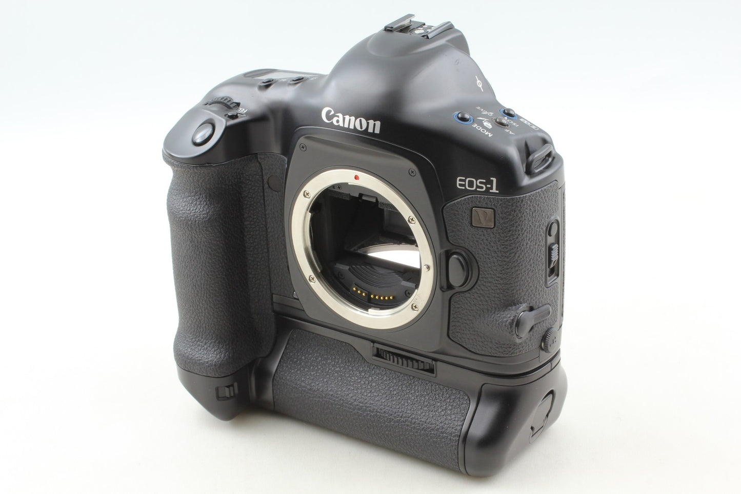 CT 050 *Top MINT w/ Strap* Canon EOS-1V HS SLR 35mm Film Camera PB-E2 From JAPAN