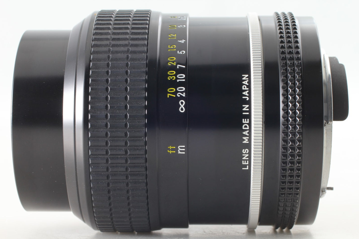 *MINT* Nikon Non Ai Nikkor 105mm F2.5 MF Telephoto Prime F Mount Lens From JAPAN