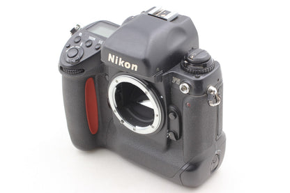 *Near MINT w/ Strap* Nikon F5 SLR 35mm Film Camera AF 50mm F1.4 Lens From JAPAN