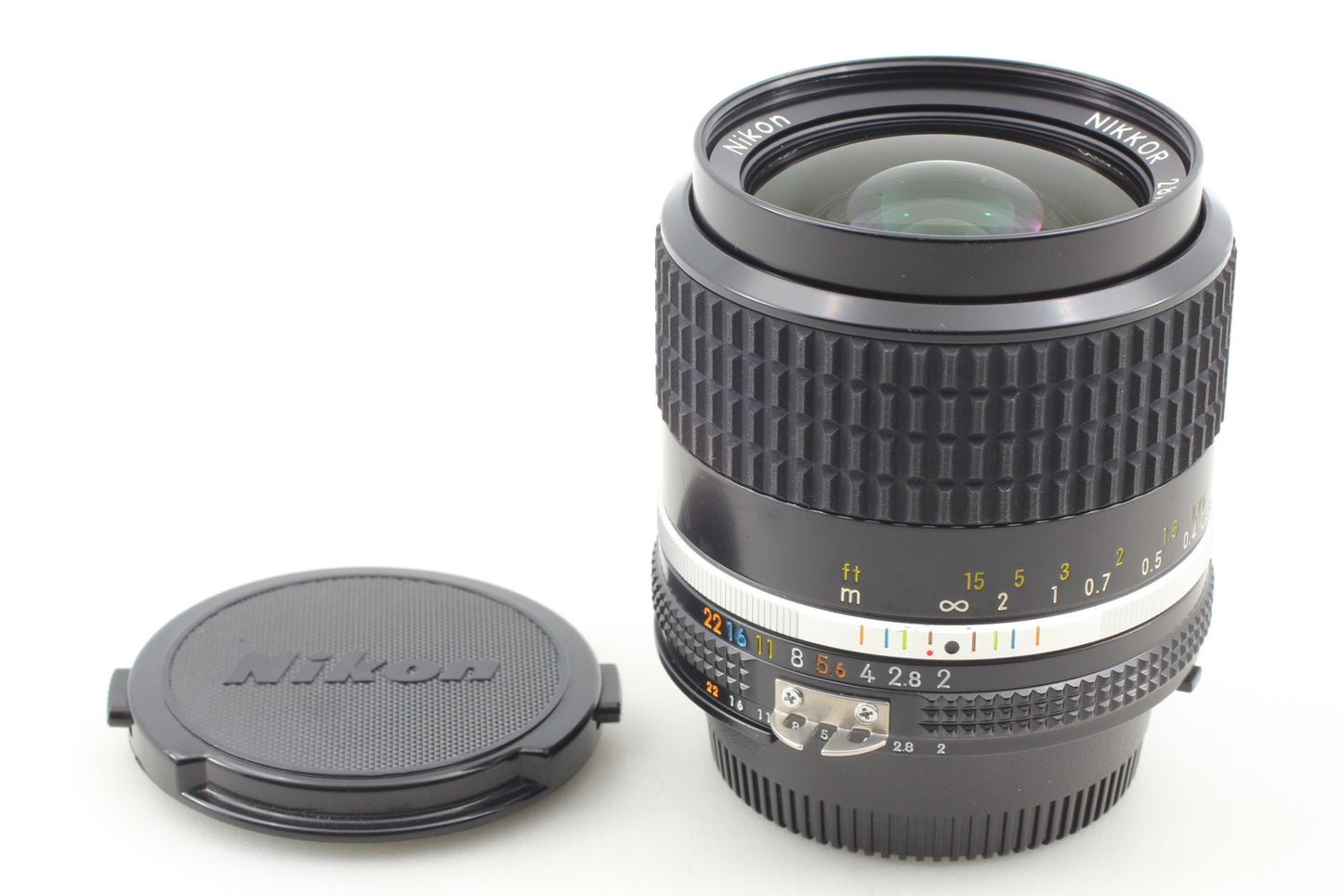 SIC S/N 616xxx *Top MINT* Nikon Ai-s Nikkor 28mm f/2 Wide Angle Lens From JAPAN