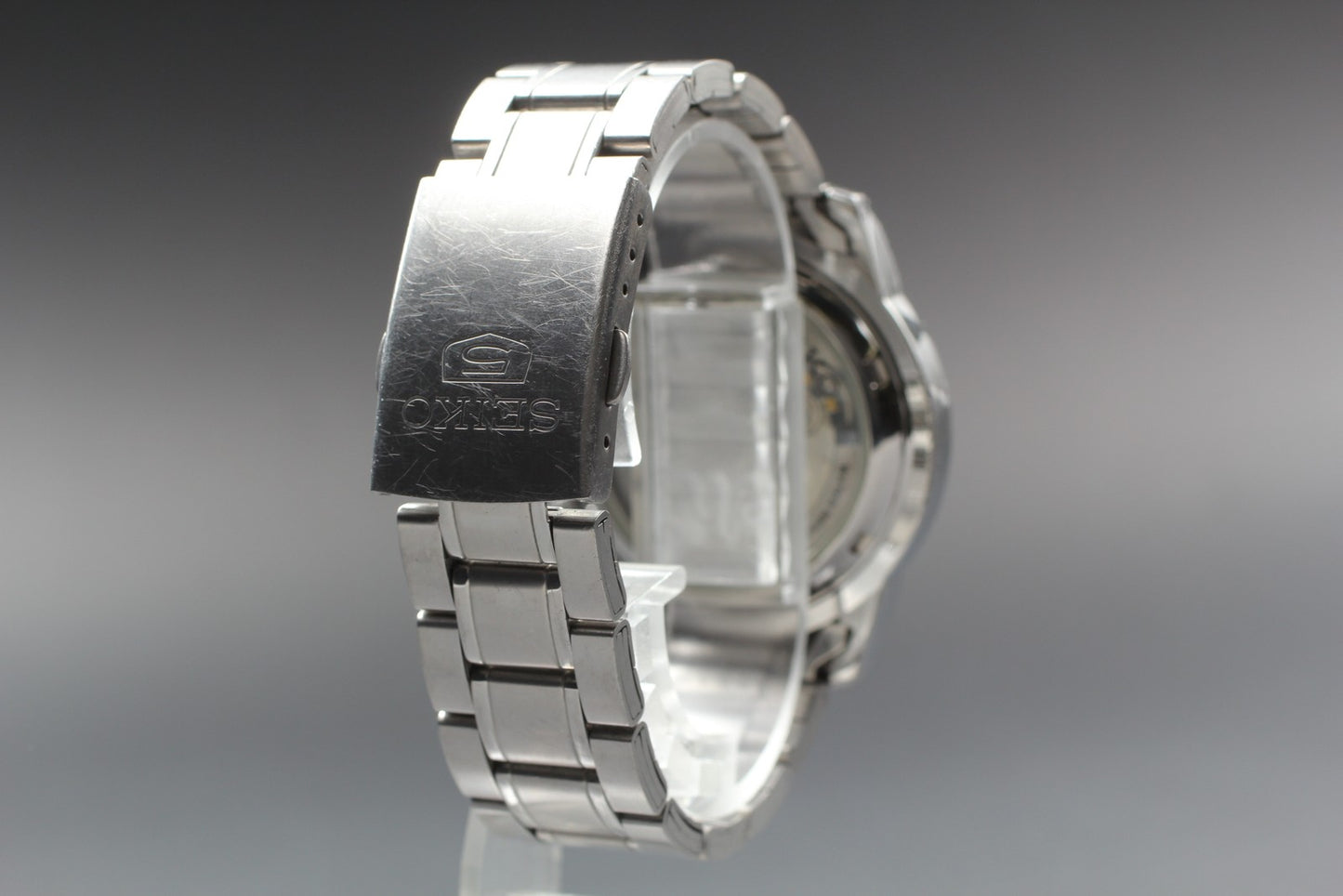 Vintage Seiko 5 7S26-02W0 39mm White Dial Day-Date Automatic Mens Watch JAPAN