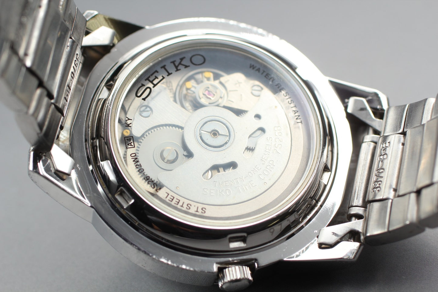 Vintage Seiko 5 7S26-02W0 39mm White Dial Day-Date Automatic Mens Watch JAPAN