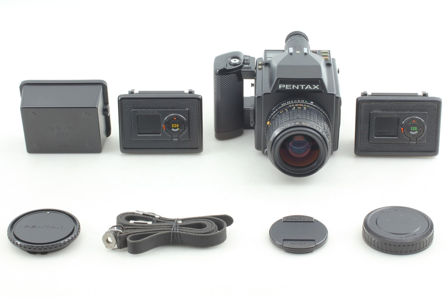 *N MINT+++* PENTAX 645 Camera SMC A 55mm F2.8 Lens 120 220 Film Back From JAPAN