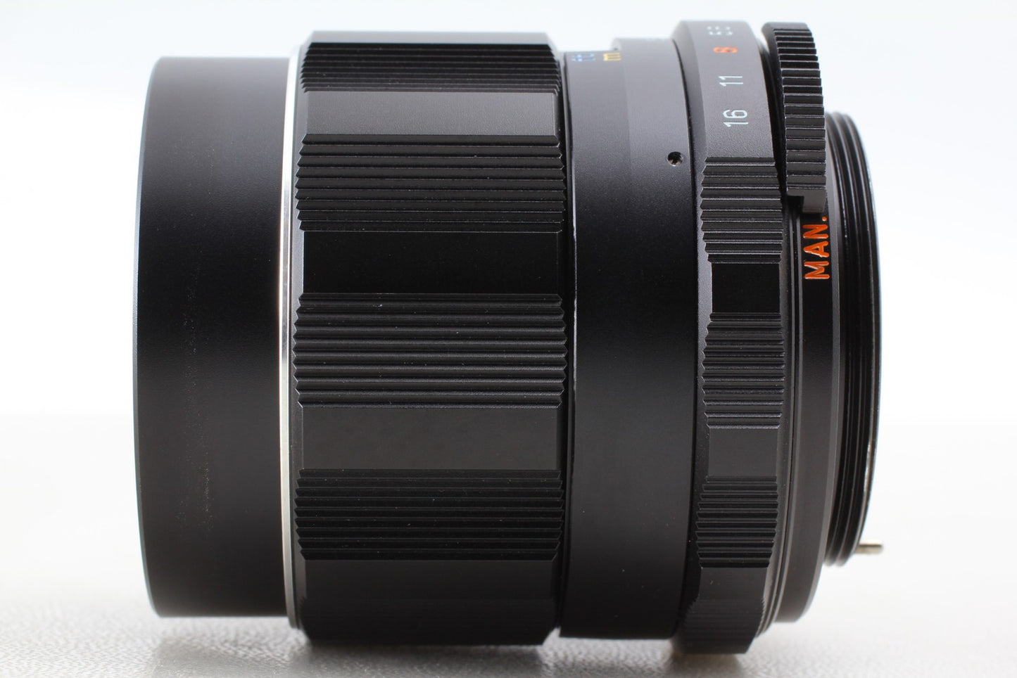 *MINT+++* Pentax Super Takumar 35mm f/2 Wide Angle Lens for M42 Mount From JAPAN