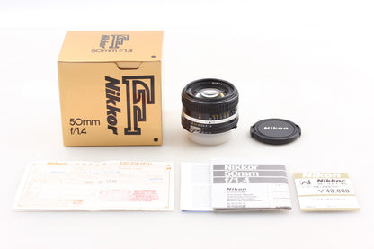 SIC S/N 584xxxx *Unused in Box* Nikon Ai-s Nikkor 50mm f/1.4 MF Lens From JAPAN