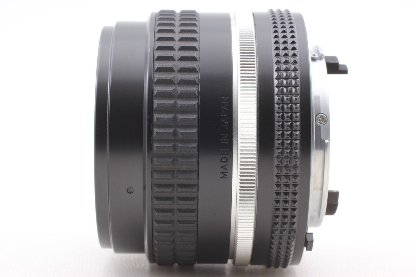 SIC S/N 584xxxx *Unused in Box* Nikon Ai-s Nikkor 50mm f/1.4 MF Lens From JAPAN