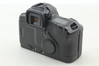 *Top MINT w/Strap* Canon EOS-3 SLR 35mm Film Camera EF 50mm F1.4 Lens From JAPAN