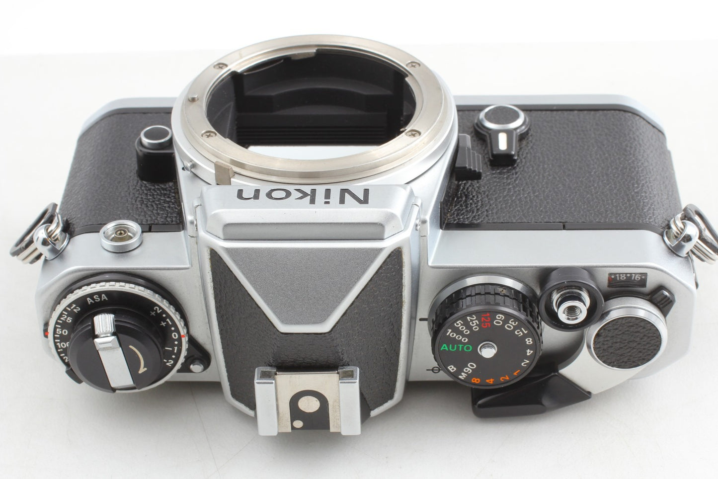 *Top MINT w/ Hood* Nikon FE Silver 35mm Film Camera Ai 50mm F1.4 Lens From JAPAN