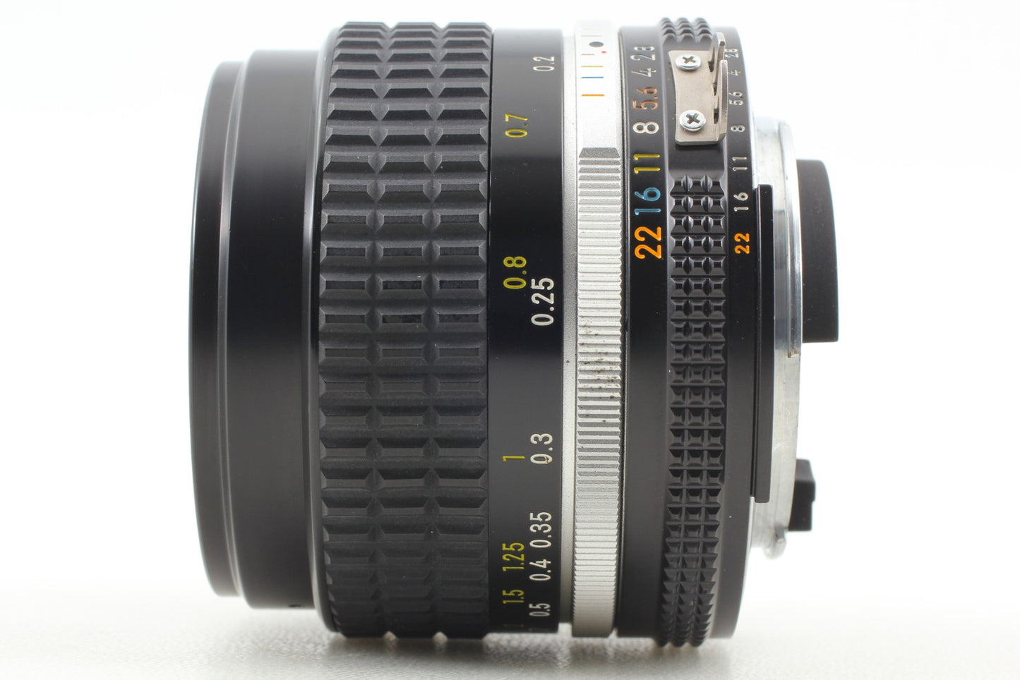 *Near MINT* Nikon Ai-s Ais 28mm f2.8 Wide Angle Prime F Mount Lens From JAPAN