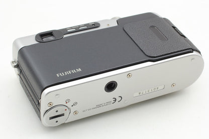 *Unused in Box* Fujifilm Klasse W Silver Point & Shoot 35mm Film Camera From JPN