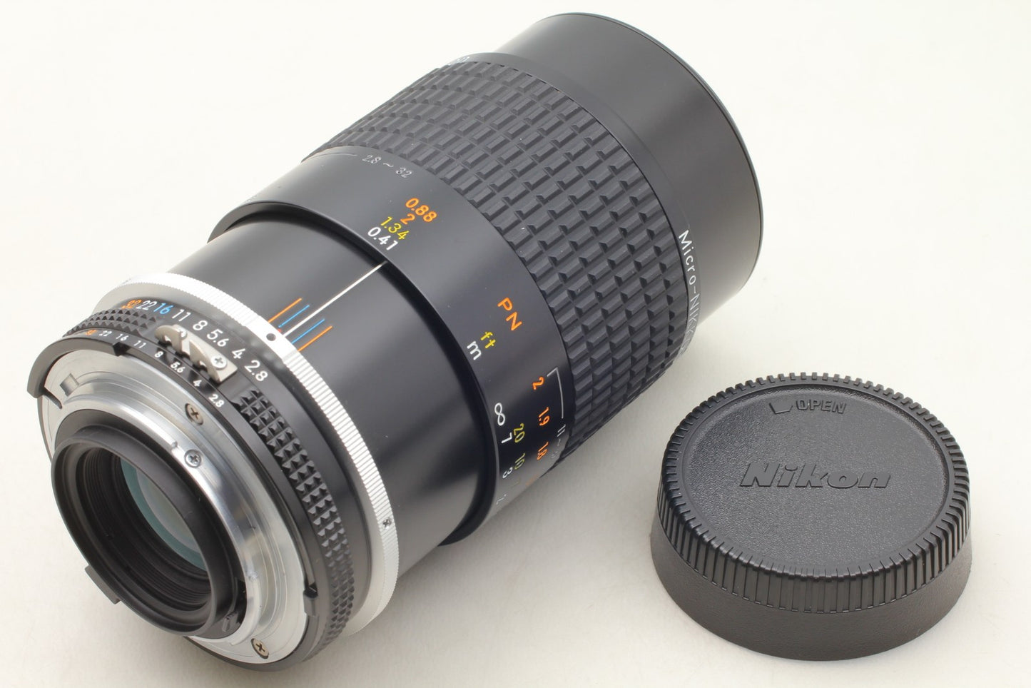 *Unused in Box* Nikon Ai-s Ais Micro Nikkor 105mm f/2.8 MF Macro Lens From JAPAN