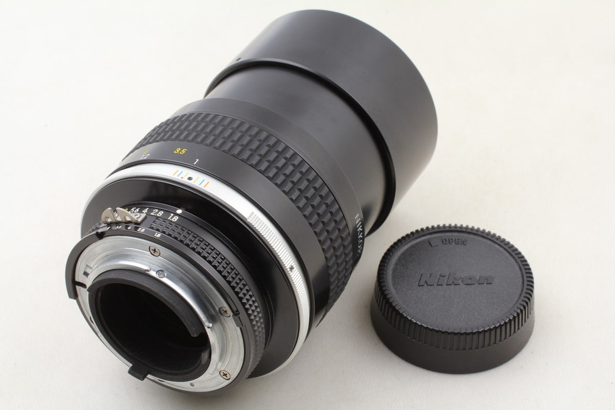 *Almost Unused in Box* Nikon Ai-s Nikkor 105mm f/1.8 MF Portrait Lens From JAPAN