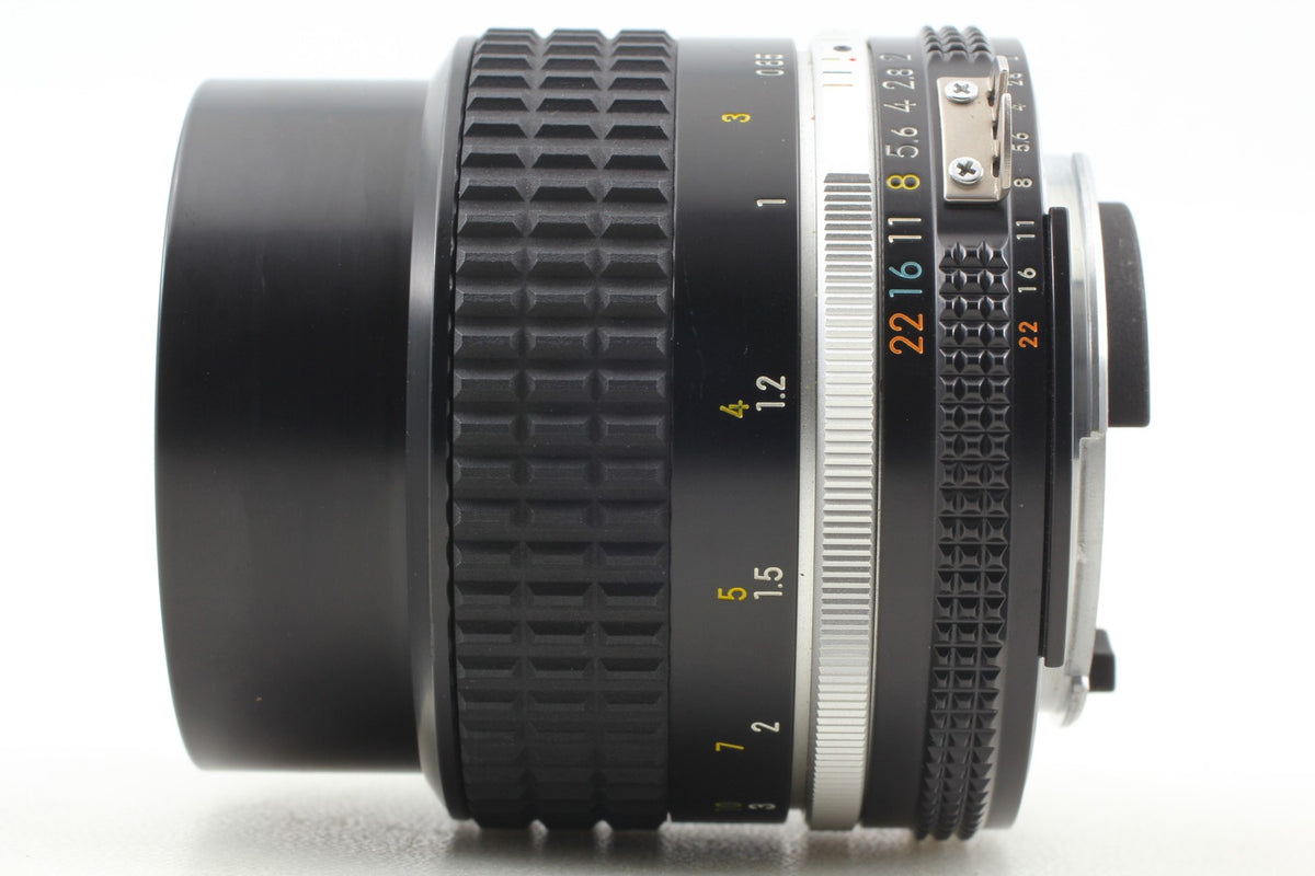 Final Late 353xxx *Top MINT /Hood * Nikon Ai-s Nikkor 85mm F2 MF Lens From JAPAN