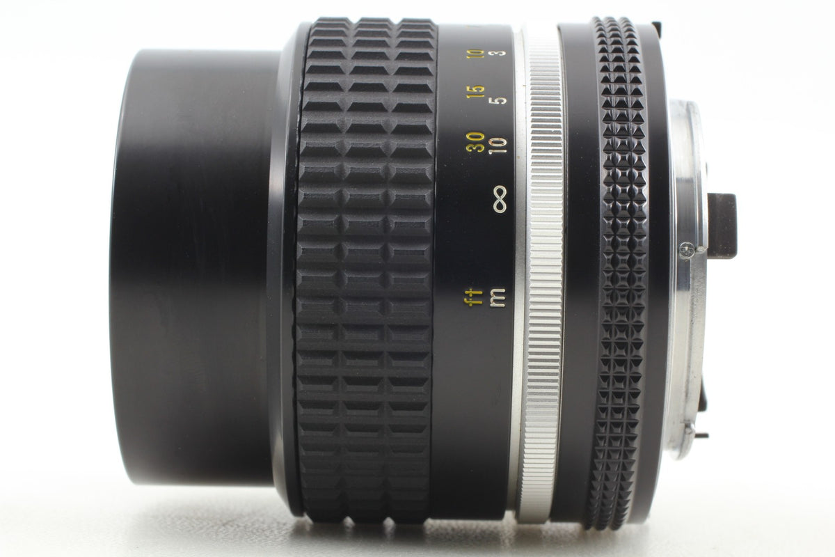 Final Late 353xxx *Top MINT /Hood * Nikon Ai-s Nikkor 85mm F2 MF Lens From JAPAN