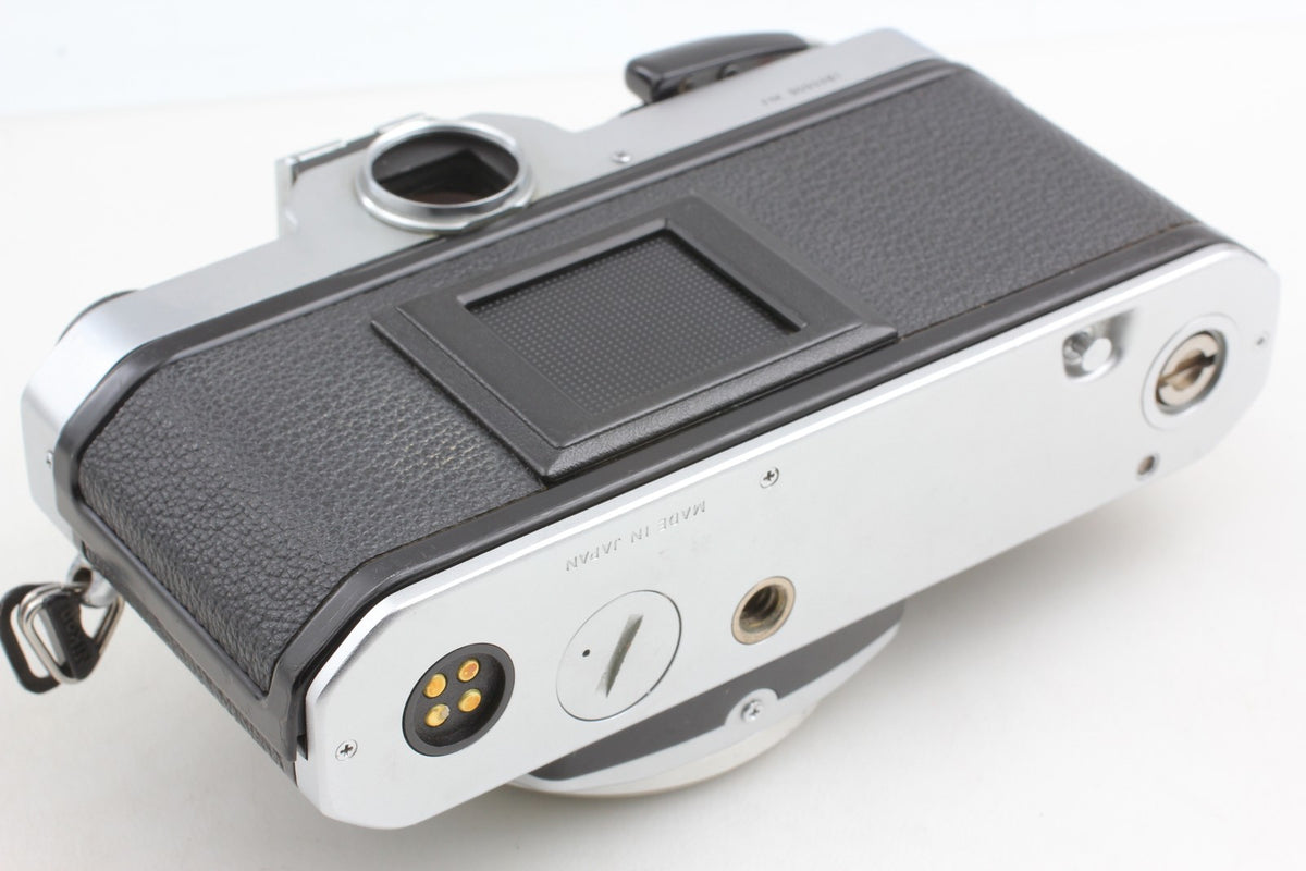 *Near MINT+++* Nikon FM Silver SLR 35mm Film Camera Ai 28mm F3.5 Lens From JAPAN