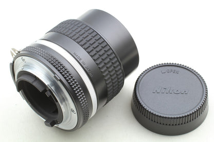*Almost Unused in Box w/Hood* Nikon Ai-s Nikkor 85mm F2 Portrait Lens From JAPAN