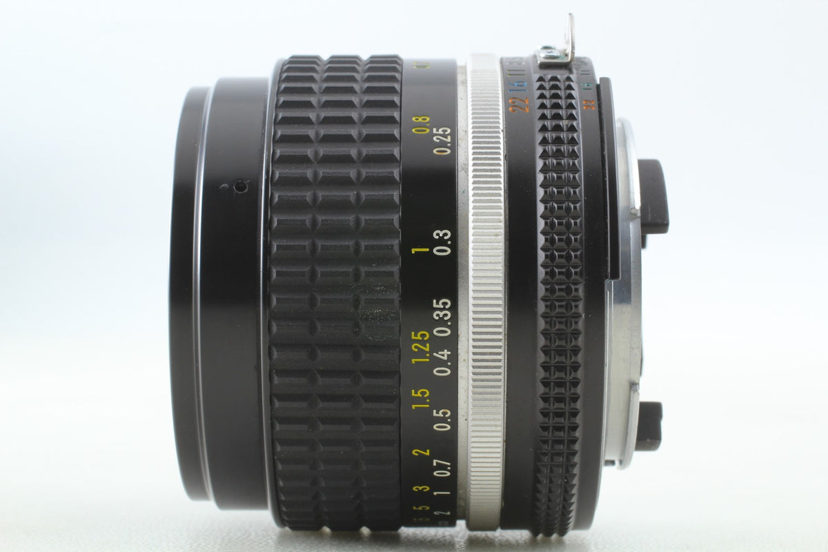 *MINT in Box* Nikon Ai-s Ais 28mm f2.8 Wide Angle Prime F Mount Lens From JAPAN