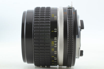 *MINT in Box* Nikon Ai-s Ais 28mm f2.8 Wide Angle Prime F Mount Lens From JAPAN
