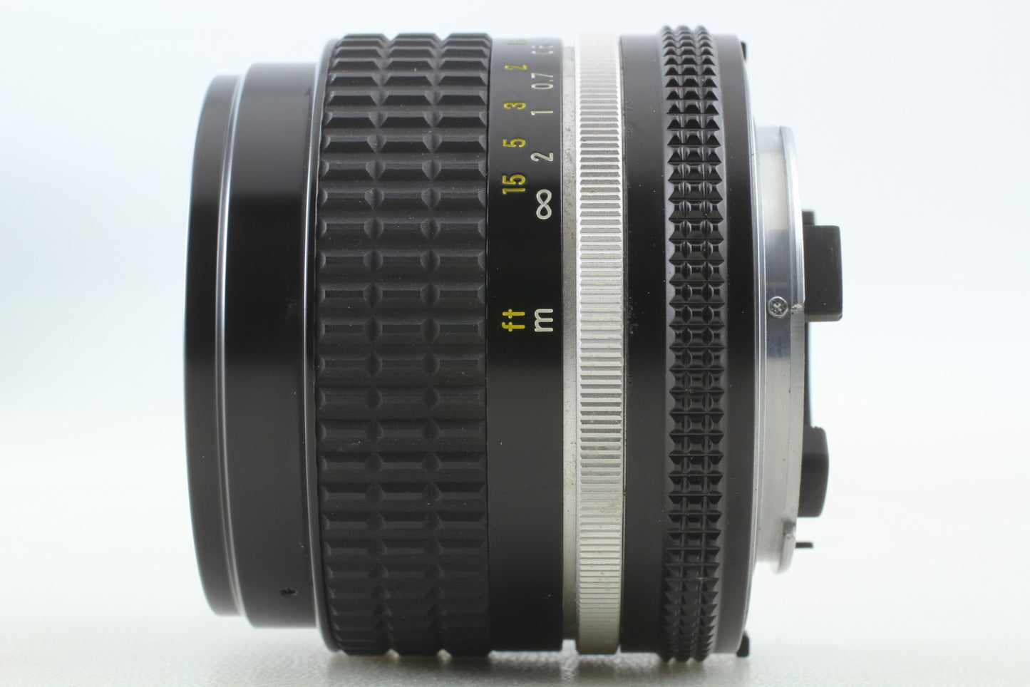 *MINT in Box* Nikon Ai-s Ais 28mm f2.8 Wide Angle Prime F Mount Lens From JAPAN