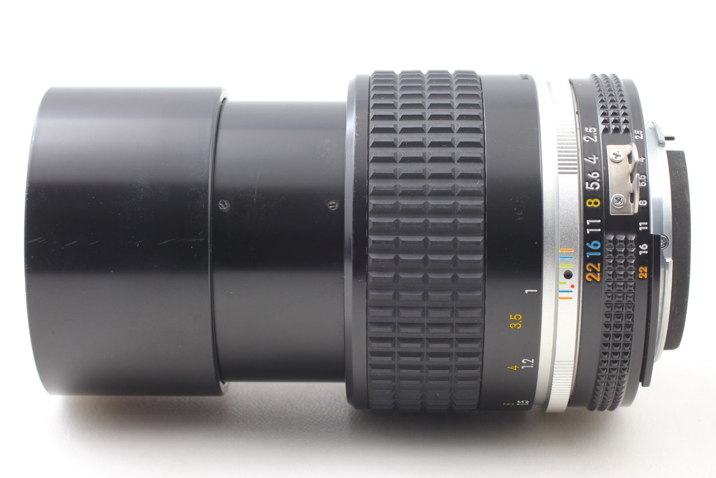SIC S/N 1047xxx *MINT w/ Case* Nikon Ai-s Ais Nikkor 105mm f/2.5 Lens From JAPAN