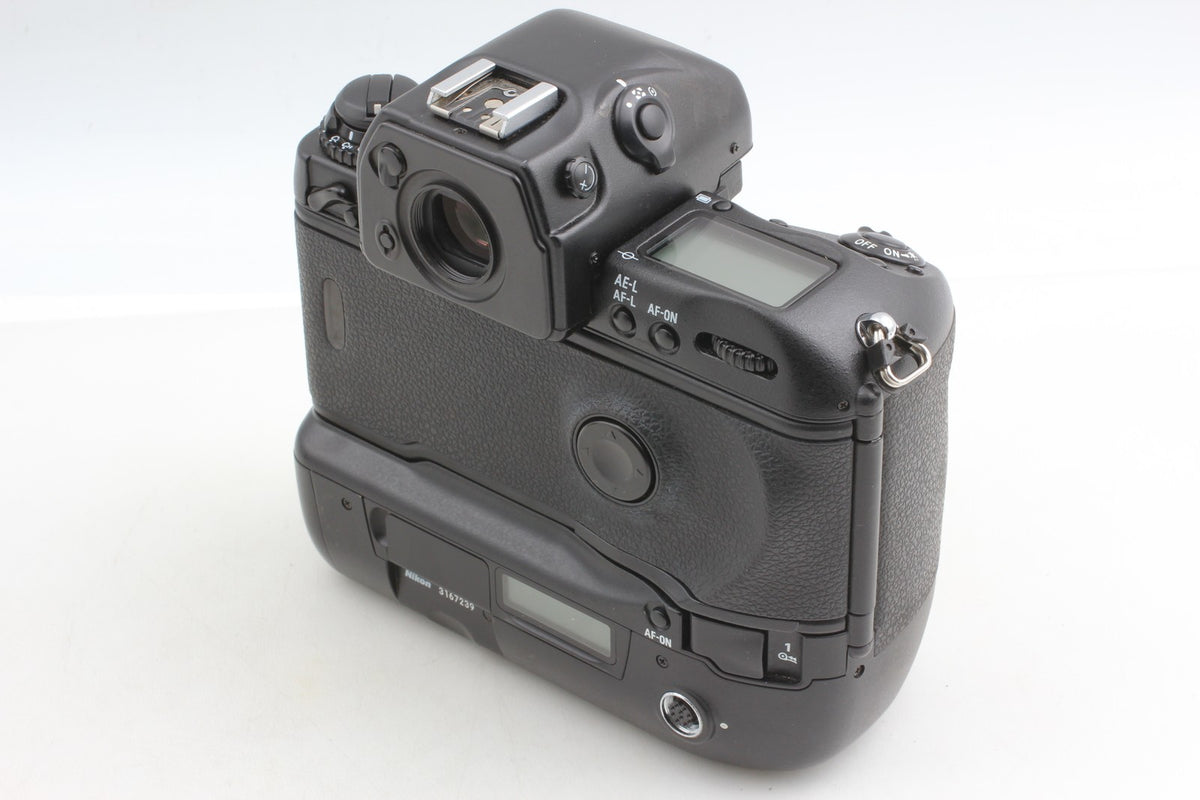 *MINT+++ w/ Strap* Nikon F5 SLR 35mm Film Camera AF 50mm f1.4 Lens From JAPAN