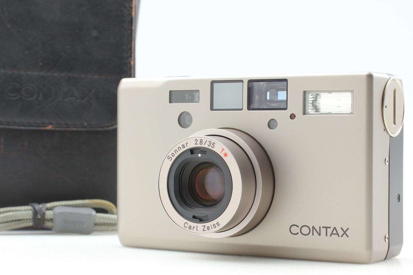 Double Teeth *MINT* CONTAX T3 Titan Silver Point & Shoot Film Camera From JAPAN
