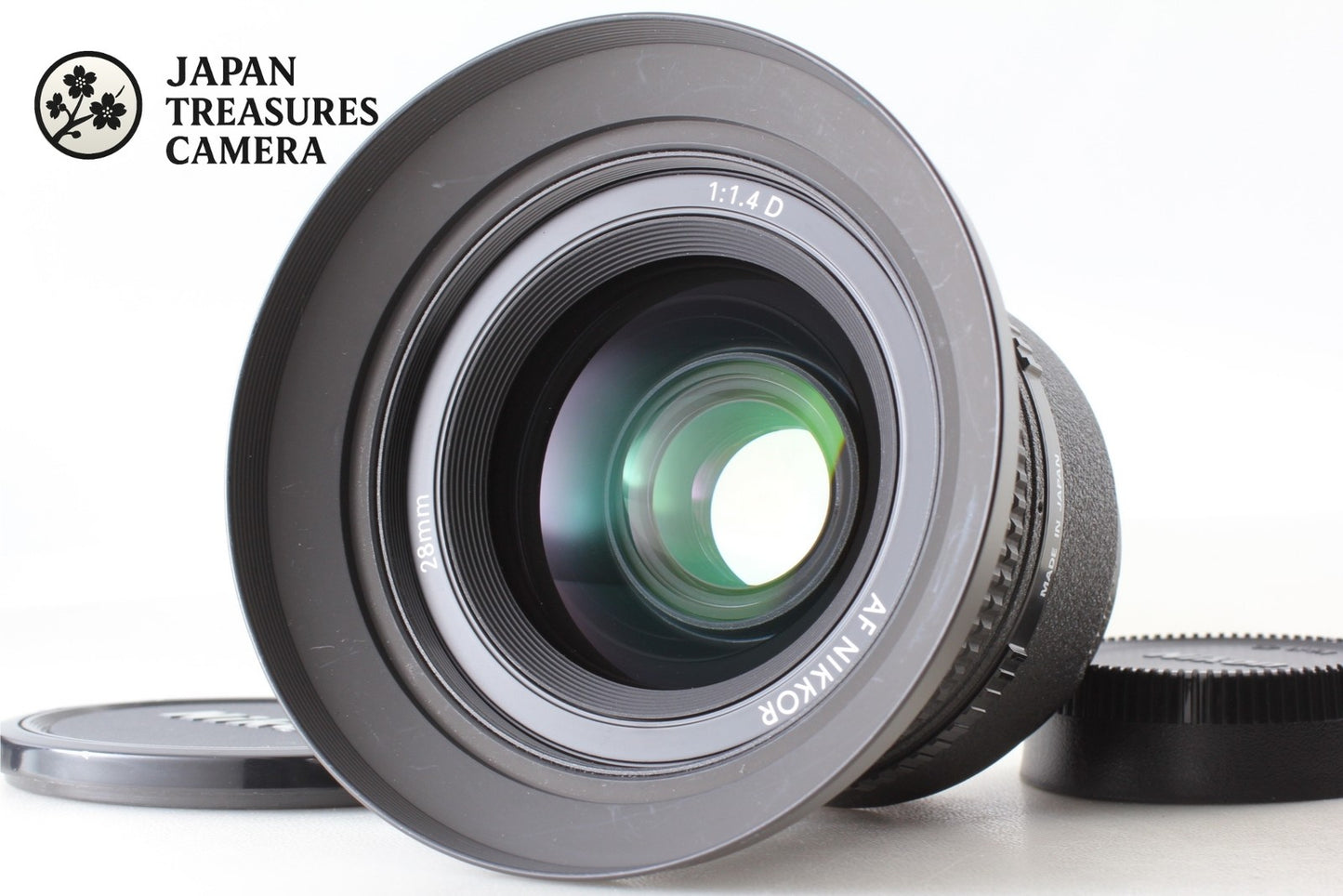 *Top MINT w/ Hood* Nikon AF Nikkor 28mm F1.4 D Wide Angle Prime Lens From JAPAN