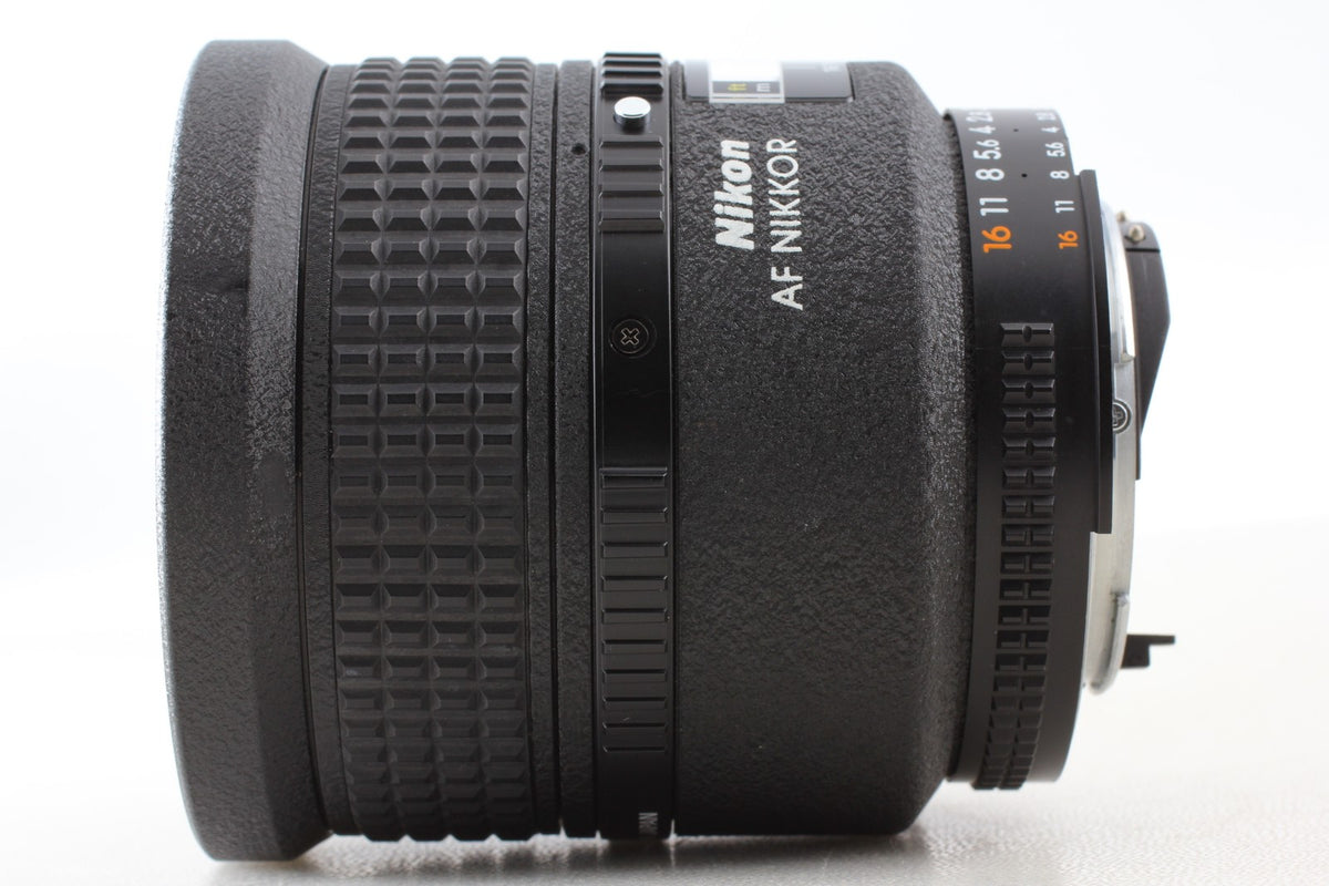 *Top MINT w/ Hood* Nikon AF Nikkor 28mm F1.4 D Wide Angle Prime Lens From JAPAN