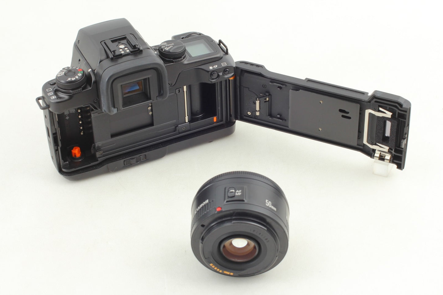 *Top MINT w/Strap* Canon EOS-55 35mm Film Camera EF 50mm F1.8 II Lens From JAPAN