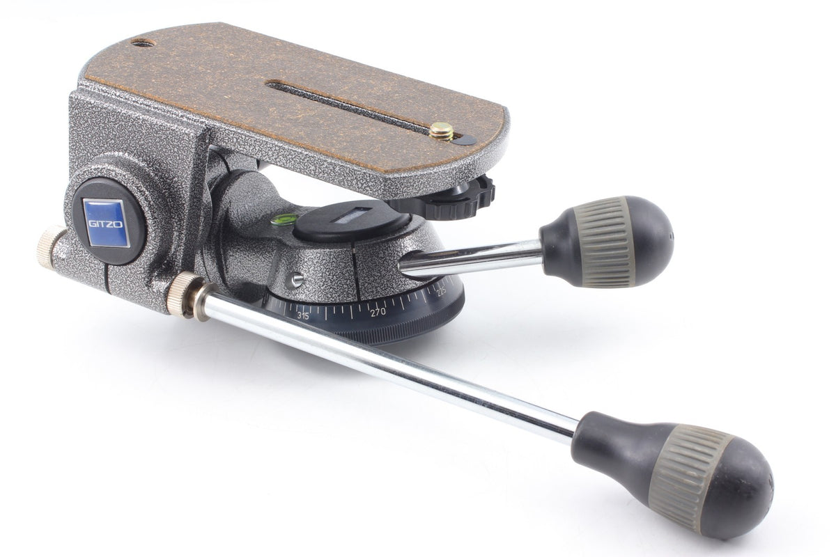 *Near MINT* GITZO G1570M 3way Tripod Head Low Profile for Camera Body From JAPAN