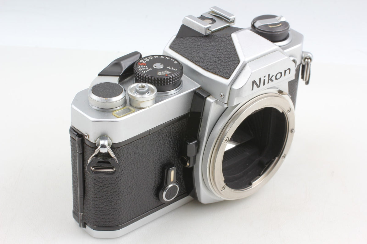*Near MINT+++* Nikon FM Silver SLR 35mm Film Camera Ai 28mm F3.5 Lens From JAPAN