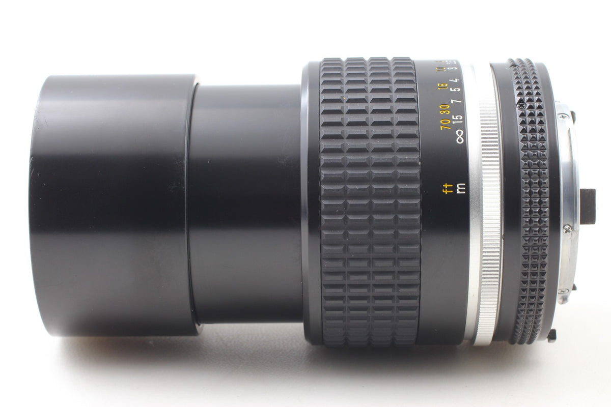 SIC S/N 1047xxx *MINT w/ Case* Nikon Ai-s Ais Nikkor 105mm f/2.5 Lens From JAPAN