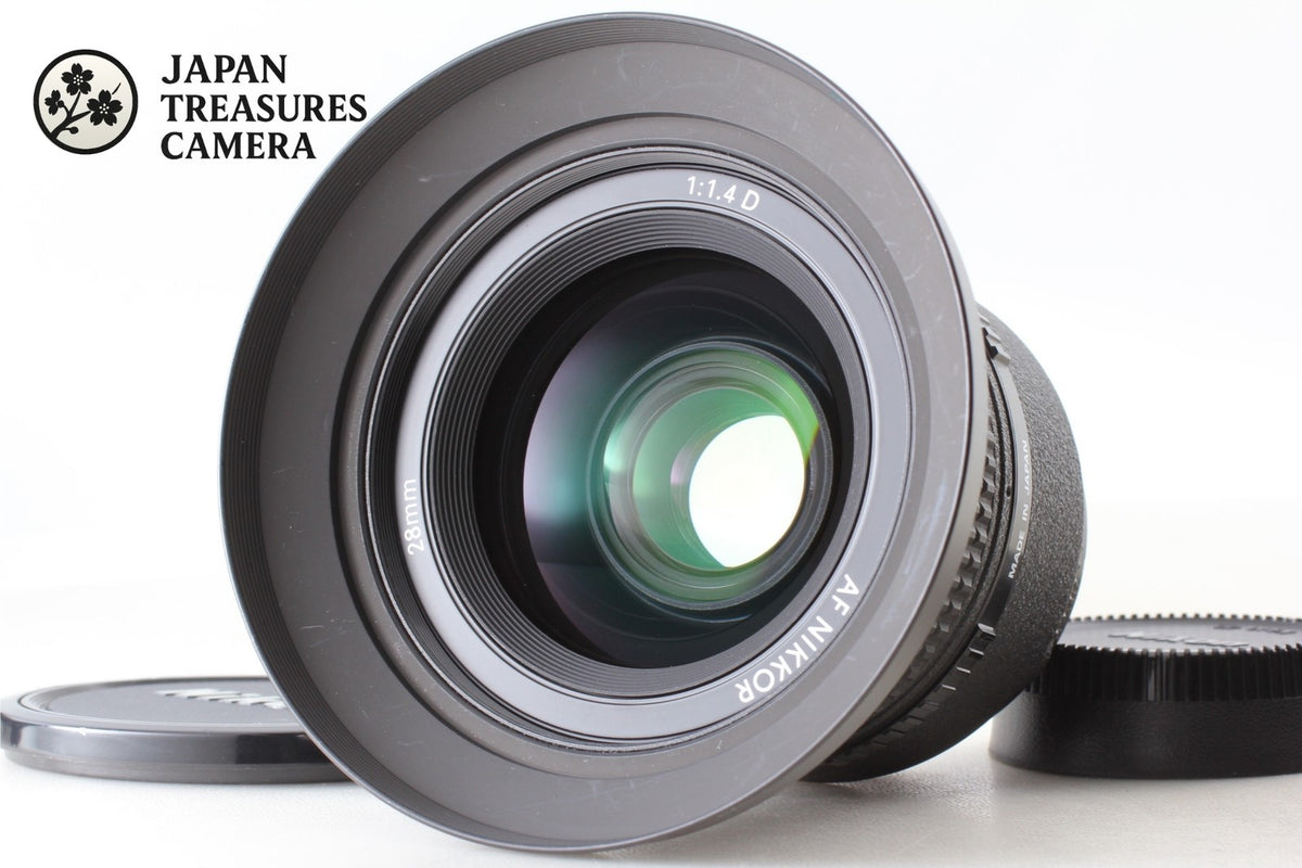 *Top MINT w/ Hood* Nikon AF Nikkor 28mm F1.4 D Wide Angle Prime Lens From JAPAN