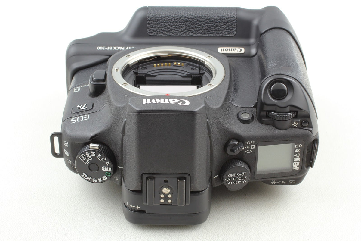 *Almost Unused w/Strap* Canon EOS 7S ELAN 7NE 35mm Film Camera BP-300 From JAPAN