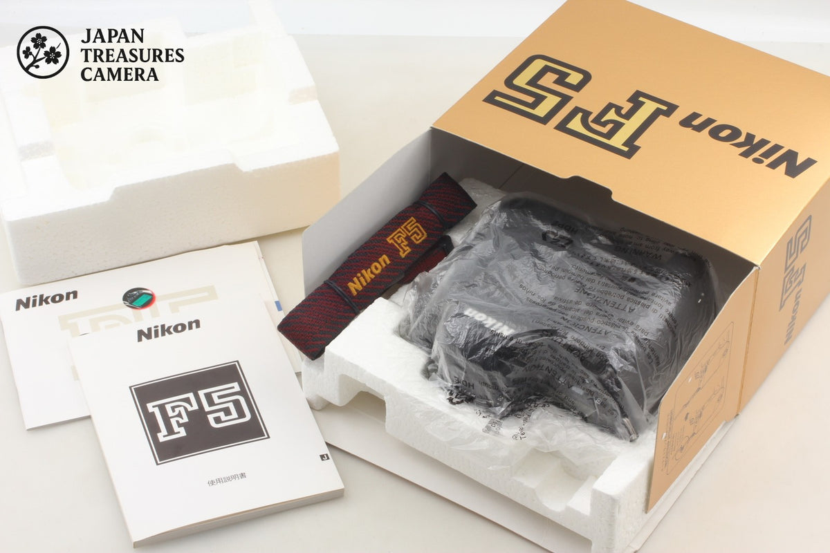 Full Set Late S/N 312xxxx *Unused* Nikon F5 SLR 35mm Film Camera Body From JAPAN