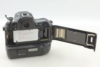 Full Set Late S/N 312xxxx *Unused* Nikon F5 SLR 35mm Film Camera Body From JAPAN